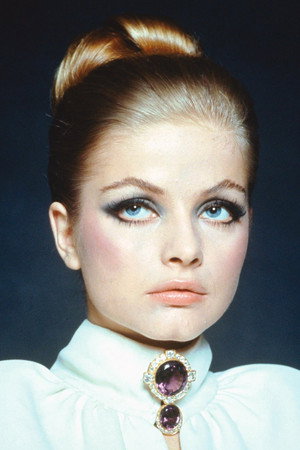 Ewa Aulin portrait