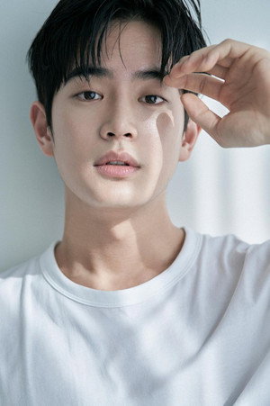 Kang Tae-ju portrait