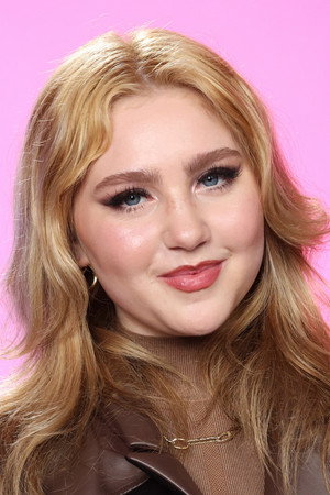 Ella Anderson portrait