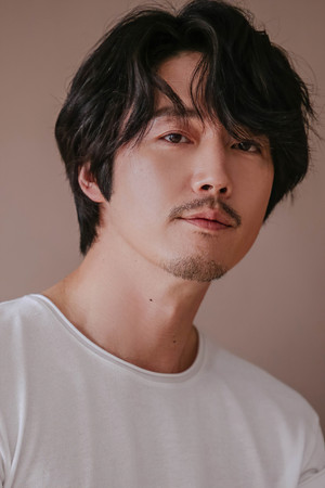 Jang Hyuk portrait