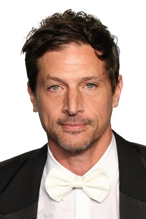 Simon Rex portrait