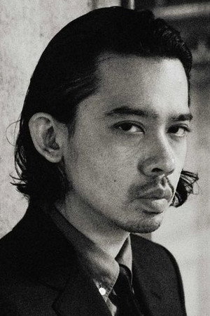 LEO portrait