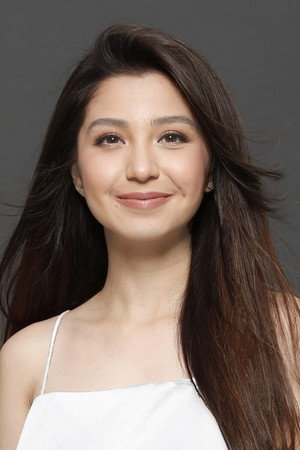 Donnalyn Bartolome portrait