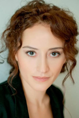 Esra Kızıldoğan portrait