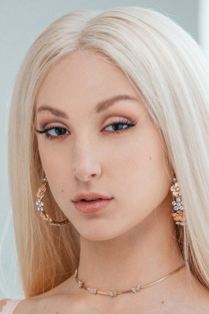 Skylar Vox portrait