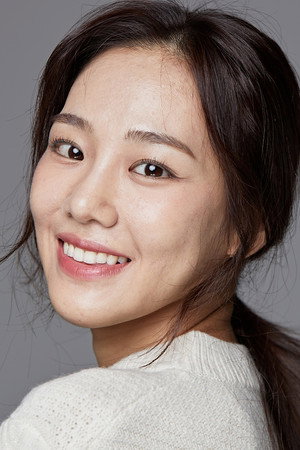 Han Ji-eun portrait