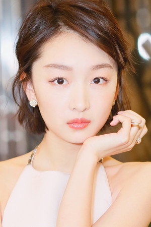 Zhou Dongyu portrait