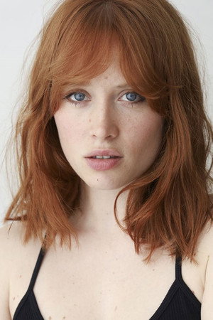Claire Romain portrait