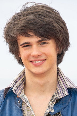 Aaron Kissiov portrait