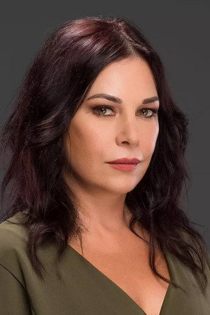 Şenay Gürler portrait