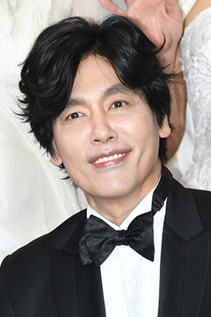 Choi Sung-kook portrait