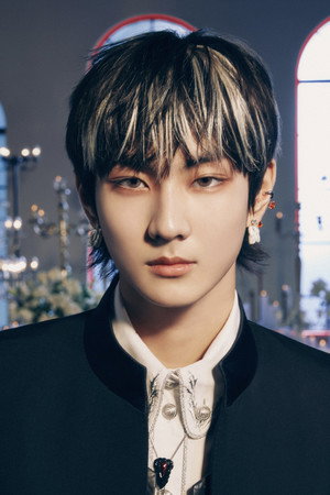 Jungwon portrait