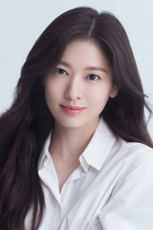Jung So-min portrait