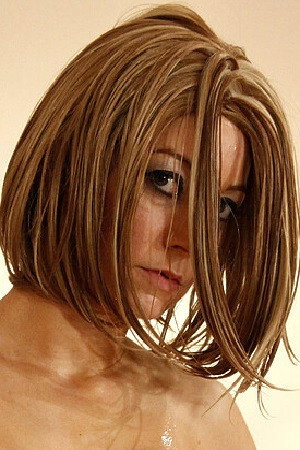Lara Mystique portrait