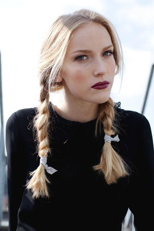 Elina Loukas portrait