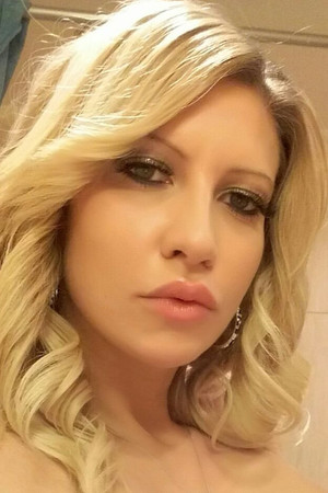 Cristal Jolie portrait