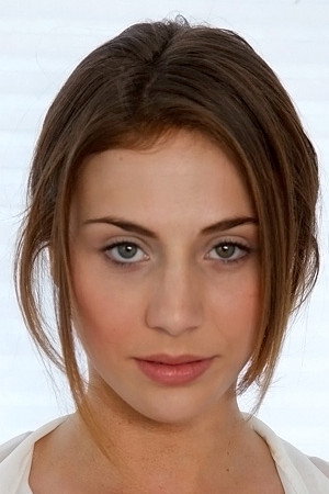 Taylor Barnes portrait