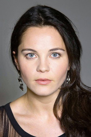 Tülin Özen portrait