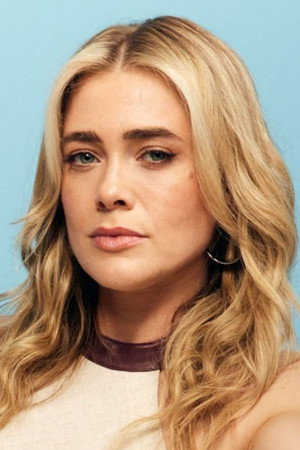 Melissa Roxburgh portrait