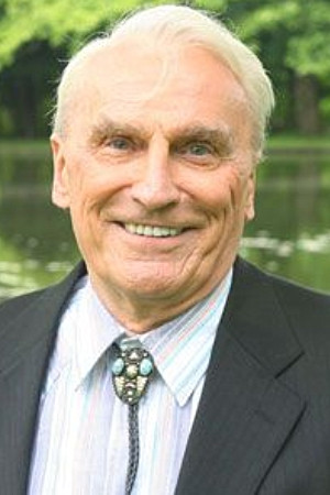 Gil Rogers portrait