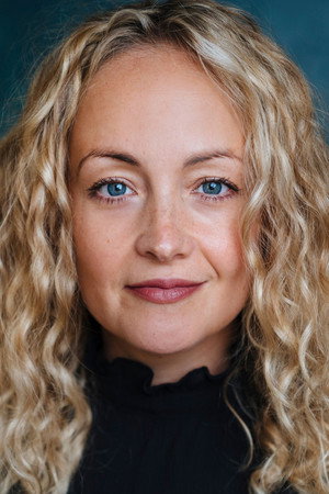Victoria Elliott portrait