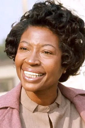 Lynn Hamilton portrait