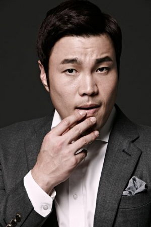 Shin Seung-hwan portrait