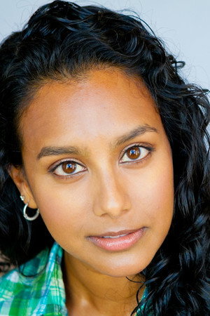 Glenda Braganza portrait
