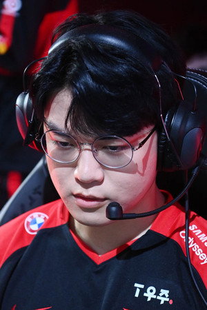 Lee Min-hyeong portrait