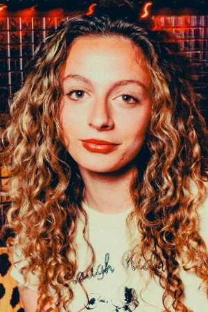 Julia DiCesare portrait