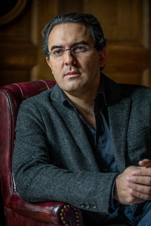 Juan Gabriel Vázquez portrait