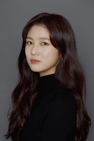 Shin So-hyeon portrait