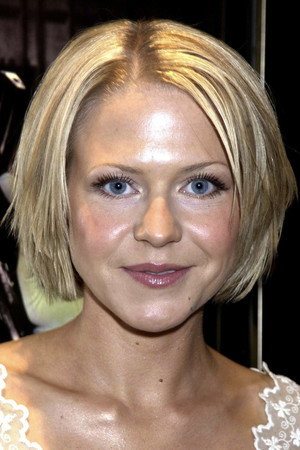 Kellie Bright portrait