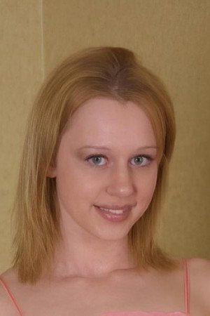Lexi Matthews portrait