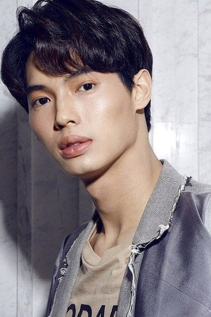 Metawin Opas-iamkajorn portrait