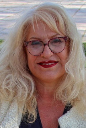Senora Fina portrait