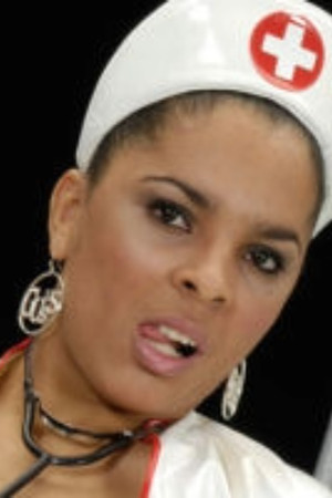 Roberta Lopez portrait