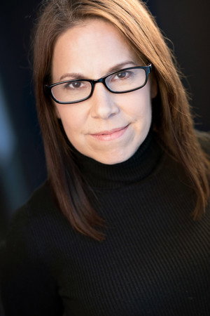 Dina Laura portrait