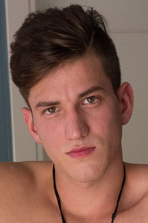 Alejandro portrait