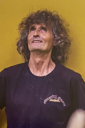 Derek Hynd portrait