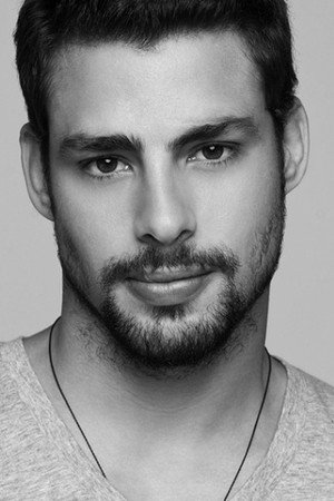 Cauã Reymond portrait