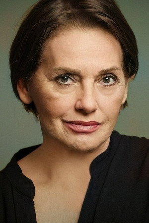 Nur Sürer portrait