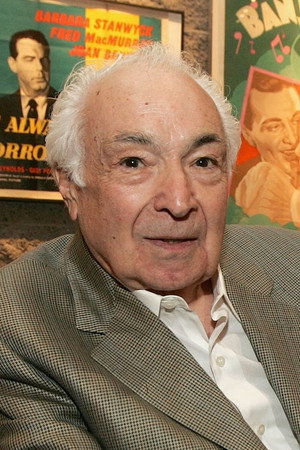 Al Ruscio portrait