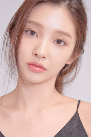 Lee Si-woo portrait