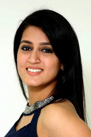 Viviya Santh portrait