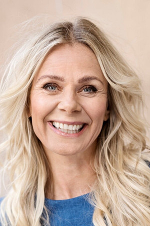 Anne Glad portrait
