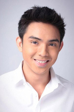 Sef Cadayona portrait