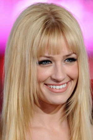 Beth Behrs portrait