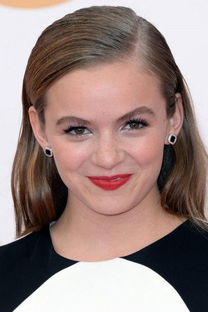 Morgan Saylor portrait