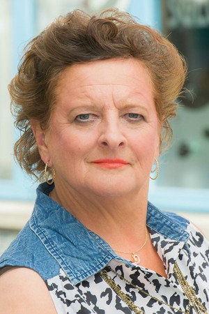 Lynn Hunter portrait